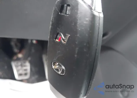 2019 Hyundai Veloster N z USA, uszkodzony, nr VIN KMHT36AH5KU001843